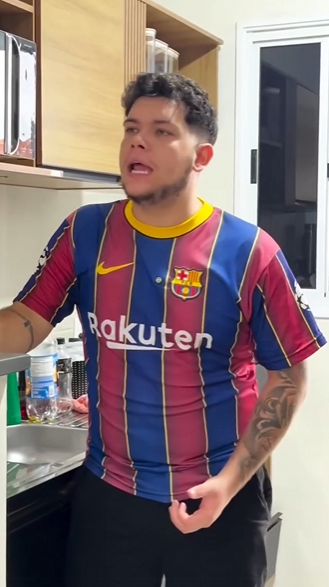 Ele fingiu ir trabalhar e descobriu que sua mãe mal tratava sua esposa part2