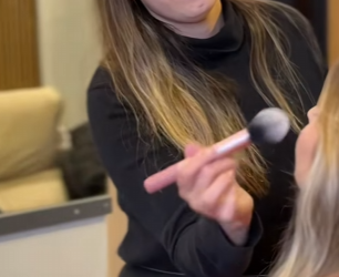 D0100012 Essa NOIVA tentou dar um GOLPE na maquiadora! part2