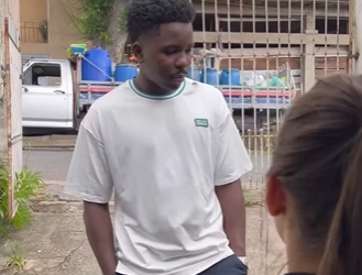 D0400010 Aproveitou que sua vizinha se descuidó para fazer isso part2