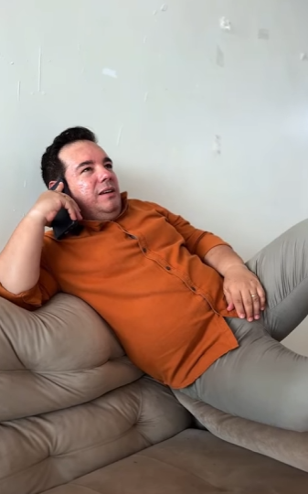 D2000012 Deixou seu tio entrar em sua casa sem imaginar quais eram suas intenções part2