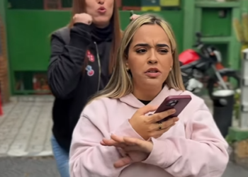 D1800002 Ela descobriu verdade sobre seu marido no final isso acon… part2