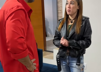 D1800012 Ele parou de regar jardim até que outra pessoa se interesso… (1) part2