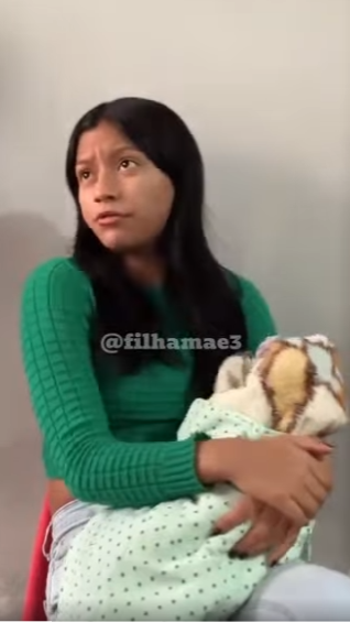 D1000012 Sogra defende a nora das atitudes do filho part2