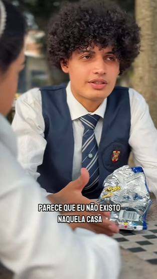 D0100013 Enquanto eles BRIGAVAM, filho deles CHORAVA! part2