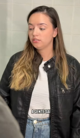 D0100012 Ela se IRRITOU com seu NAMORADO, mas, na verdade, ele era um PRINCI part2