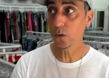 D1800012 Ela se fez passar por manequim para se esconder da esposa do amante part2