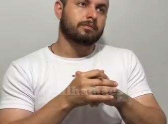 D1000005 Garota da lição de como valorizar o seu trabalho! part2