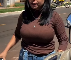 D1800008 Meu filho emprestou dinheiro e não pagou por isso ela levou minha moto part2