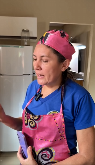 D2000004 Ela achou que iria se dar bem mas, a funcionária foi mais esperta! part2