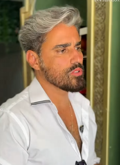 D1800012 Vendedora sem educação part2