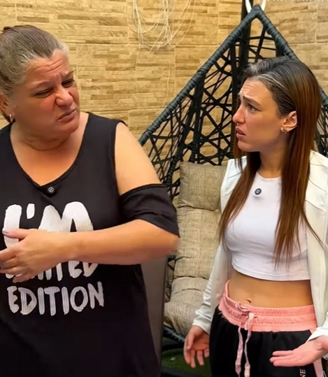 D1800001 Mãe aprende uma lição com os filhos part2