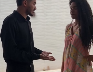 D2000010 fingiu esta de cadeira de rodas para na trabalh part2