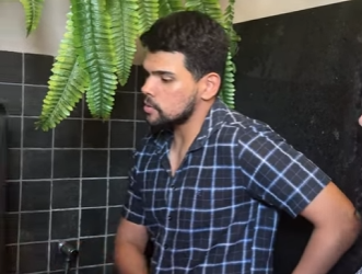 D2000012 Miliona ria foi salva por um estranho recompen part2