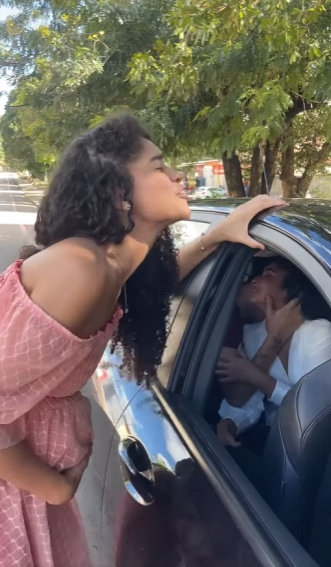 D2000013 Às vezes, quem a gente mais confia é quem mais machuca…part2