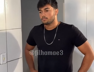 D1000012 Olha oque esse filho fez com própria mãe part2