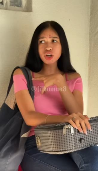 D1000008 Ela queria voltar pra casa olha oque mãe dela part2