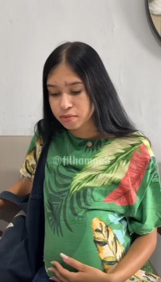 D1000003 Ela neg0u ajuda para sua nora olha oque filha part2