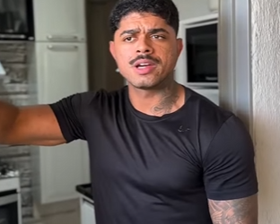 D1500005  Nada é o que parece nessa história…part2