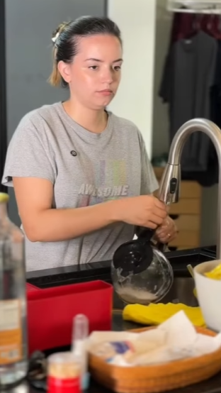 D0100018 Ela estava CANSADA e decidiu dar uma LIÇÃO no seu marido part1