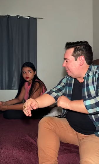 D2000012 Me apaixonei pelo chofer do meu marido part2