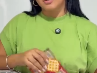 D1800014 Madrasta negou comida part2