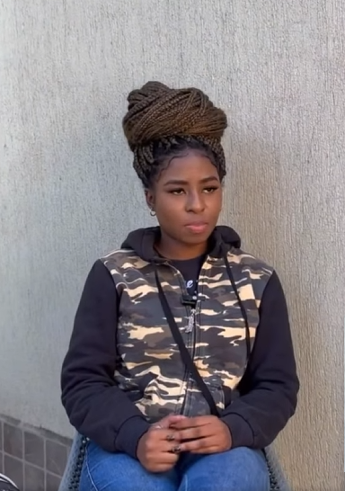 D0400011 Ele chega de viagem para conhecer essa garota es part2