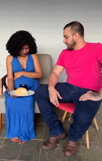 D1000007 Ele reclamava da bagunça de casa , mais no esperava se tornar um marido exemplar part2