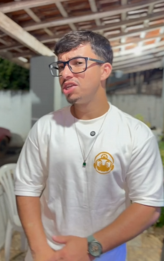 D1800004 Ela gastou pensão part2