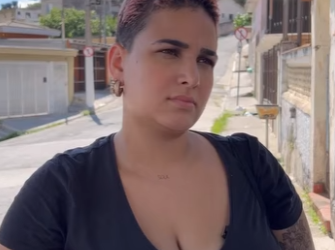 D0400001 Como ela não deu ouvidos ao que sua mãe dizia, teve que pagar algo que devia part2