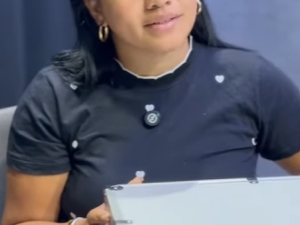 D1800002 Ela tinha mas part2