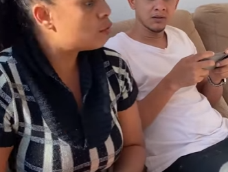 D2000004 Nem todo sorriso significa felicidade…part2