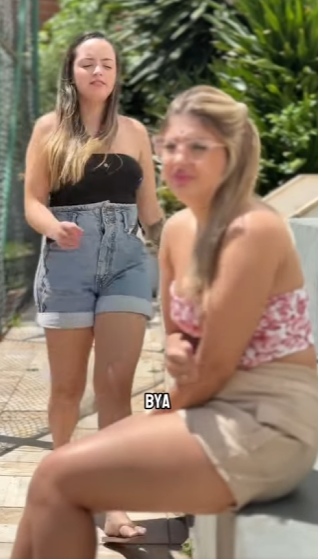 D0100014 Ele BRINCOU com a APARÊNCIA dela part2