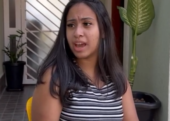 D0400009 Ela emprestou liquidificador para vizinha sem part2