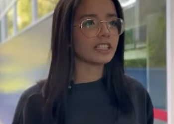 D0400009 Secretária se apaixonou por um colega sem saber qu part1