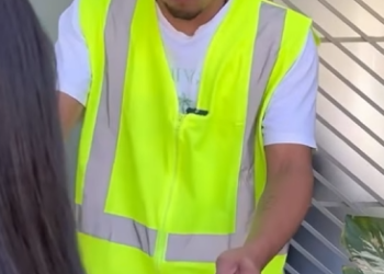 D0400007 Deixou reais para comida lhe deram arroz part1