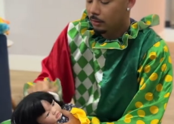 D0100022 Menina foi em busca do pai, mas teve essa surpresa part2