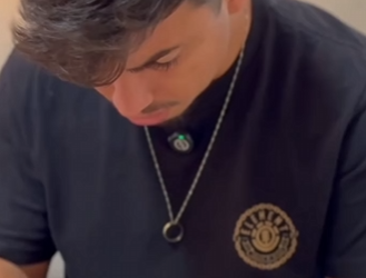 D1800006 ela teve corfagem de fazer isso part2