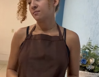 D2000004 Chefe põe prova humildade de sua funcionária part2