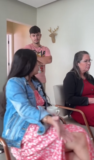 D1800015 Sogra cunhada queria fazer inferno na vida da Nora part2