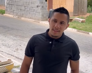 D0400007 Indo para casa da amiga quando ela precisava de al part2