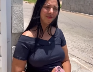 D0400005 Este homem não pode falar com mulheres porque sua part2