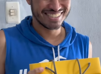 D1000012 Olha oque esse pai fez quando descobriu oque as fi part2