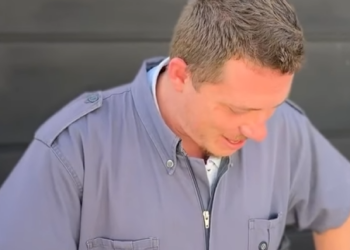 D0100006 Quando eles finalmente conhece Juan, mecânico… part2