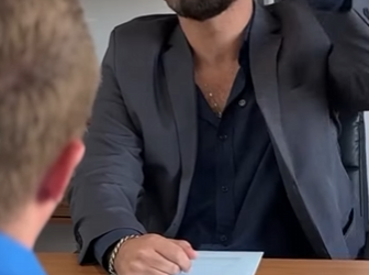 D0100007 Nunca menospreze os outros, você nunca sabe quem part2