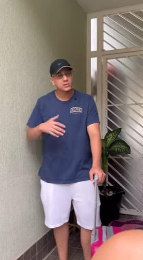 D0400010 Eu a ajudei quando ela mais precisou e nunca esqueço aquela mão amiga part2