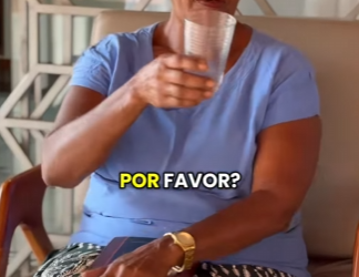 D1000009 Ela colocou vizinha dentro de sua casa olha oque aconteceu part2