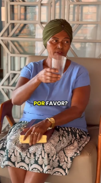 D1000009 Ela colocou vizinha dentro de sua casa olha oque aconteceu part2