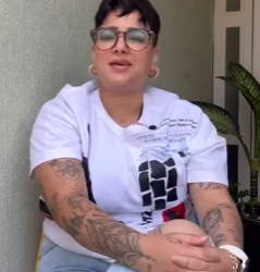 D0400007 Ela negou uma refeição a uma criança, e enquanto mentia para os vizinhos dela perdeu um grande presente part2