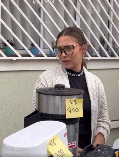 D0400014 A vida é como um restaurante, ninguém sai sem pagar part2