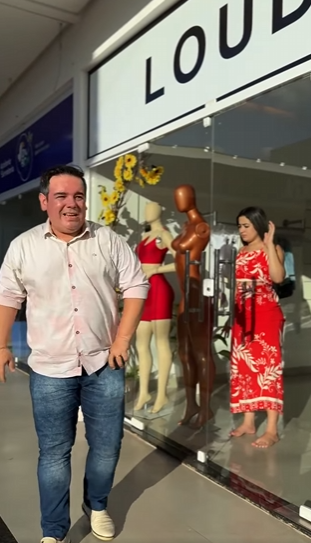 D2000005 Enquanto limpava sapatos, ele nunca pensou que uma colegial lhe perguntaria isso part2